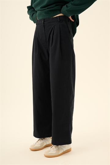Rue de Tokyo Prudie Dark Navy